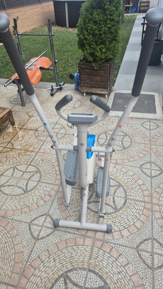 Elíptica Domyos VC200 (Máx. 110 kg)