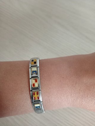 Pulsera con banderas náuticas