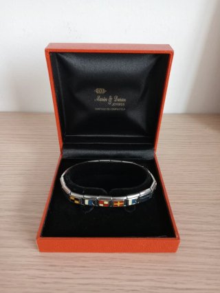 Pulsera con banderas náuticas