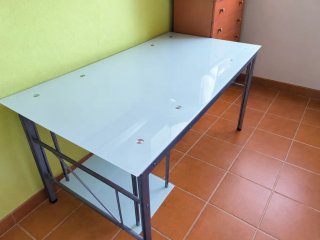 Mesa de oficina cristal y metal