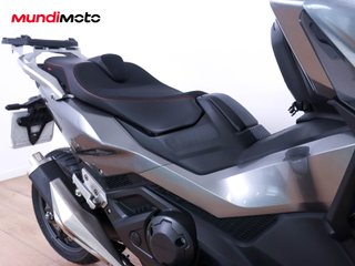 HONDA FORZA 750