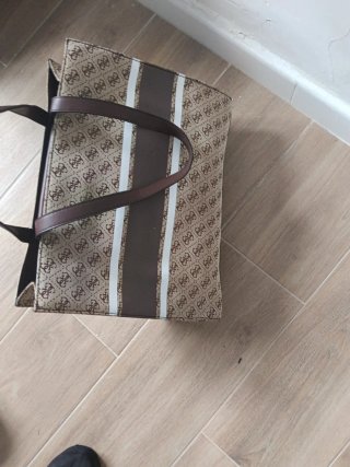 Bolso Guess Beige y Marrón