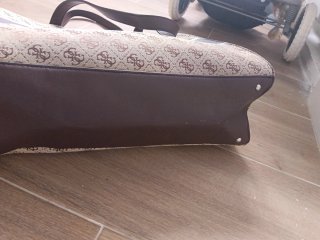 Bolso Guess Beige y Marrón