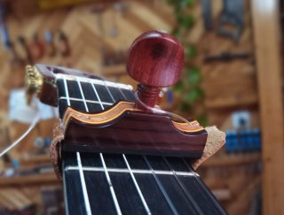 Cejilla Artesanal para Guitarra Clásica y Flamenca