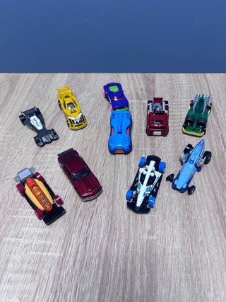 Pista Hot Wheels con Coches