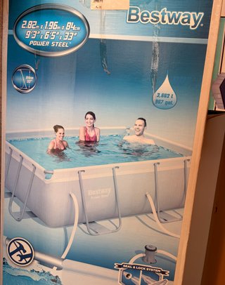 Piscina Bestway Power Steel 2.82m x 1.96m