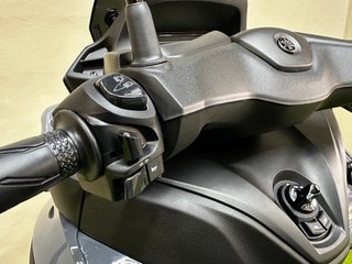 Yamaha Tricity 300 Gris