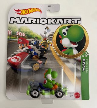 Hot Wheels Mario Kart Yoshi Pipe Frame