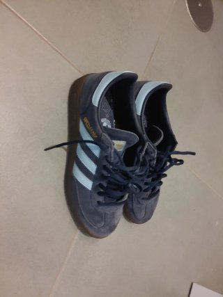 Adidas Spezial Azul y Beige