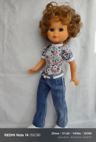 Ropita para muñeca Nancy