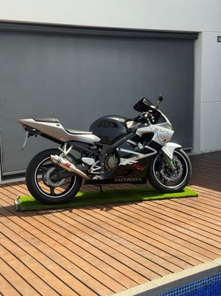 Honda CBR 600 F4i Sport