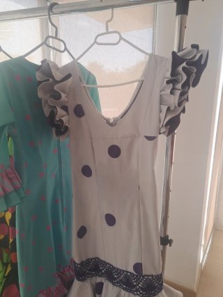Vestido Sevillana Lunares Morados