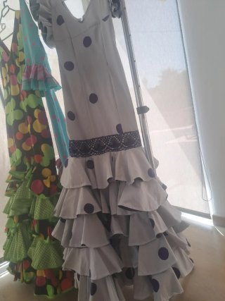 Vestido Sevillana Lunares Morados