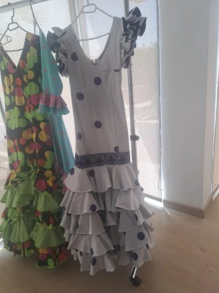 Vestido Sevillana Lunares Morados