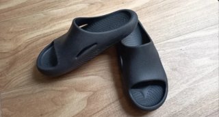 Chanclas Crocs Mellow Recovery Negras