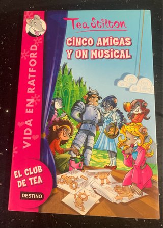 Vida en Ratford Cinco amigas y un musical
