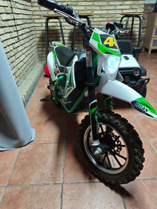 Mini moto eléctrica Roan 46