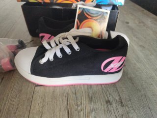 Heelys x2 Zapatillas con Ruedas Negras y Rosas