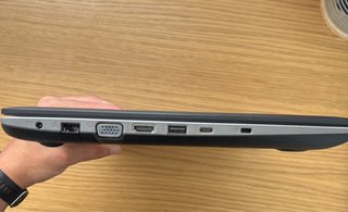 Portátil ASUS X556UJ