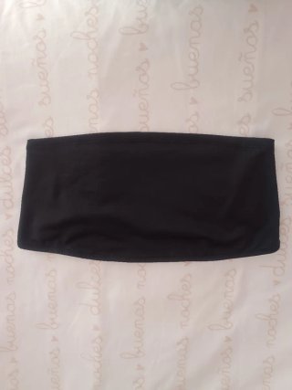 Top negro sin tirantes