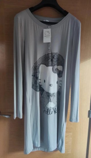 Camisón Hello Kitty Geisha Gris