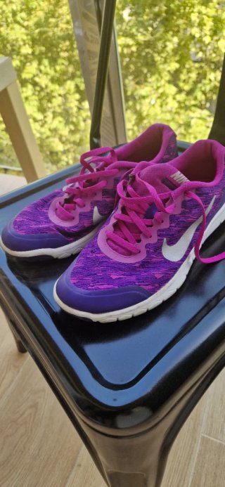 Zapatillas Nike Mujer Rosa y Morado