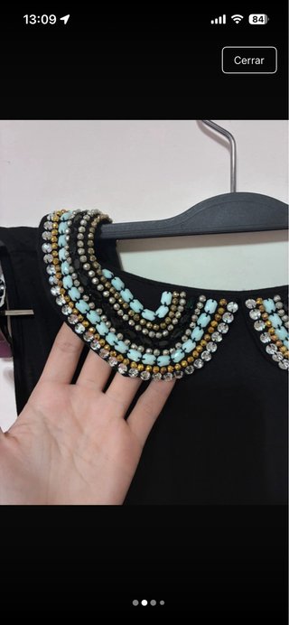 Blusa Tintoretto con pedrería en cuello