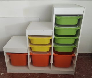 Mueble organizador de juguetes