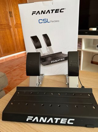 Fanatec CSL DD 5Nm + QR1 + Pedales