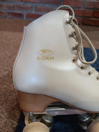 Patines de 4 ruedas blancos