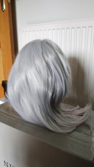 Peluca gris