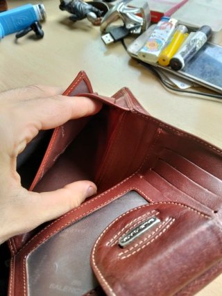 Cartera de cuero Balenciaga