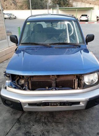 Mitsubishi mr330450 luz interior montero 1.8 69811