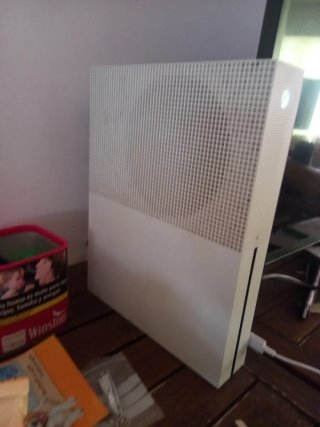 Xbox One S Blanca