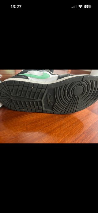 Jordan 1 Mid Taglia 42.5