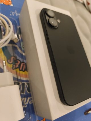 iPhone 16 Nero 5 mesi di utilizzo