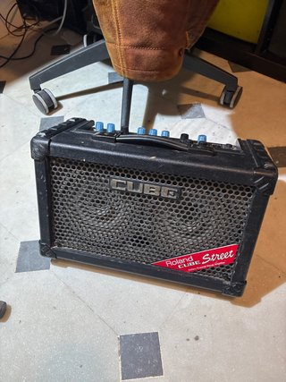 Roland CUBE Street Amplificador Guitarra