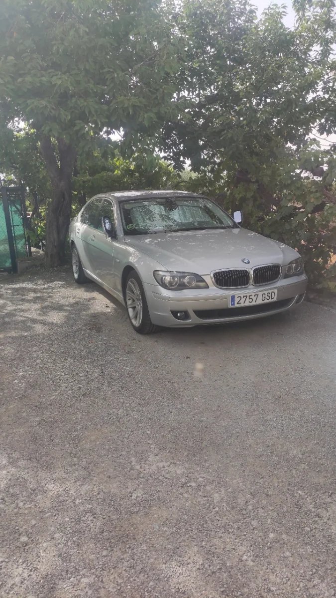 BMW Serie 7 2006 - foto 1