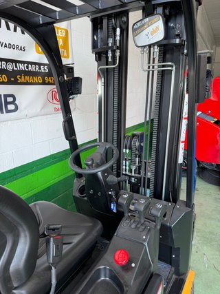 Carretilla eléctrica MB CCE313 1.300kg