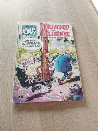 Comic tebeos de Mortadelo y Filemón.