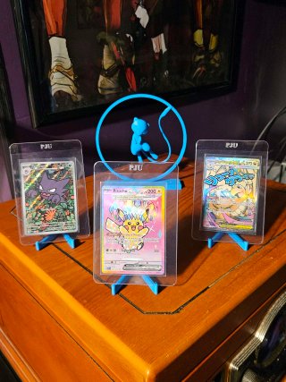 Espositore Stand Carte Pokemon TCG Toploader