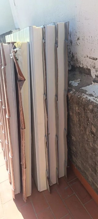 Panel sándwich aislante