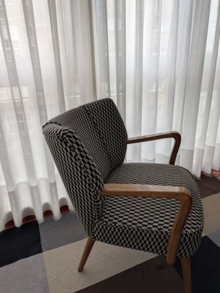 Butaca Maisons du Monde Tela y Madera