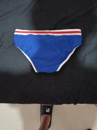 Bañador corto hombre azul y blanco