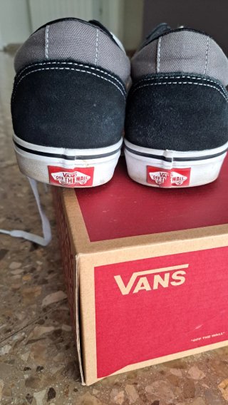 Zapatillas Vans Old Skool Negras y Grises