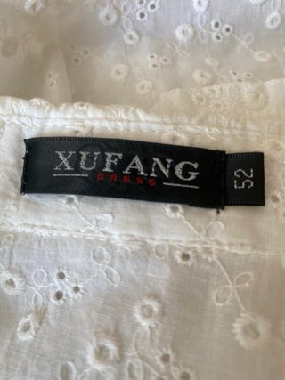 Blusa blanca bordada Xufang Dress talla 50