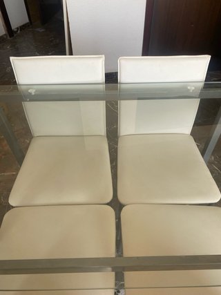 Comedor moderno minimalista mesa y 4 sillas