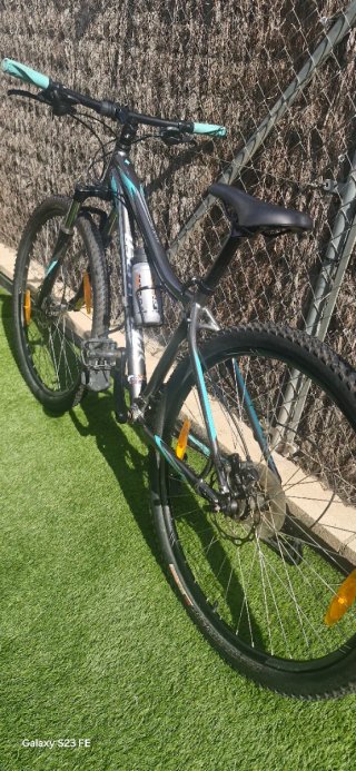 Bicicleta MTB Especialized (Mujer) Gris/Turquesa