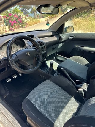 Peugeot 206cc 2.0i 2004