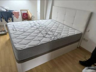 Letto a soppalco con materassi in memory foam